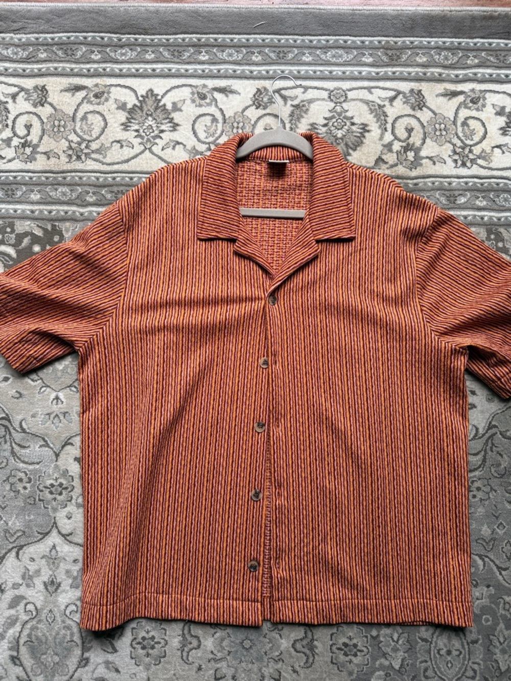 Zara Men's Short-Sleeve Button-Up Shirt in Rust and Black Stripe